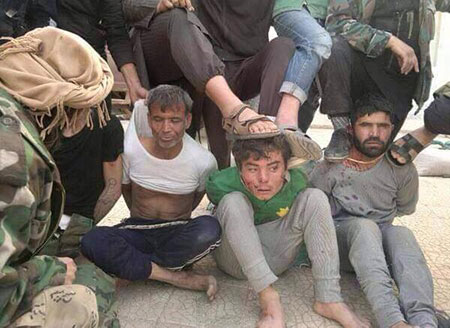 افغانهایی که توسط دولت ایران به جنگ تبهکارانه سوریه فرستاده شده و در چنگ مخالفان افتاده اند.