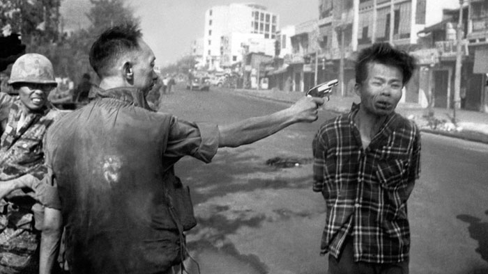 نگوین ون لم، عضو «جبهه آزادیبخش ملی ویتنام جنوبی» بود که در اول فبروری ١٩٦٨ در شهر سایگون با شلیک گلوله اعدام شد.