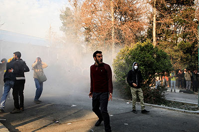 Zafer Gericiliğe Baş Kaldıran İran Halkınındır!