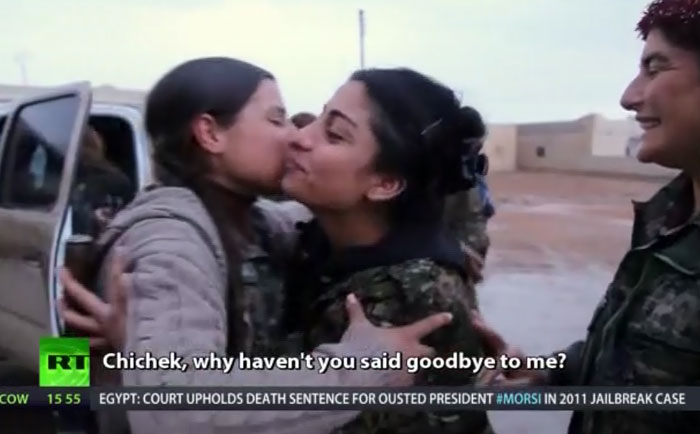 چریک‌های زن کورد که در برابر داعش در سوریه می‌جنگند