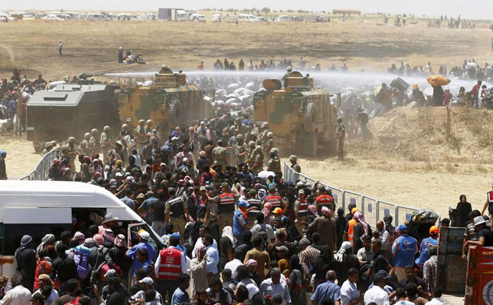 برخورد خشن سربازان ترکیه با آوارگان کرد سوریه