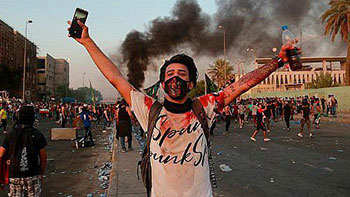 فوران خشم جوانان عراقی با خواست سرنگونی رژیم فاسد و پوشالی