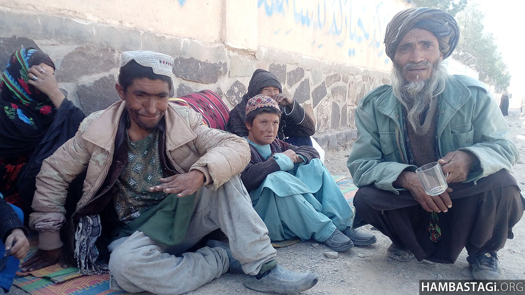 آوارگان گرسنه‌ در شهر‌ هرات